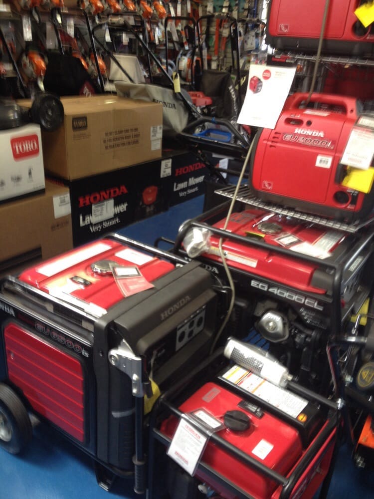 Buck's Saw & Lawn Equipment