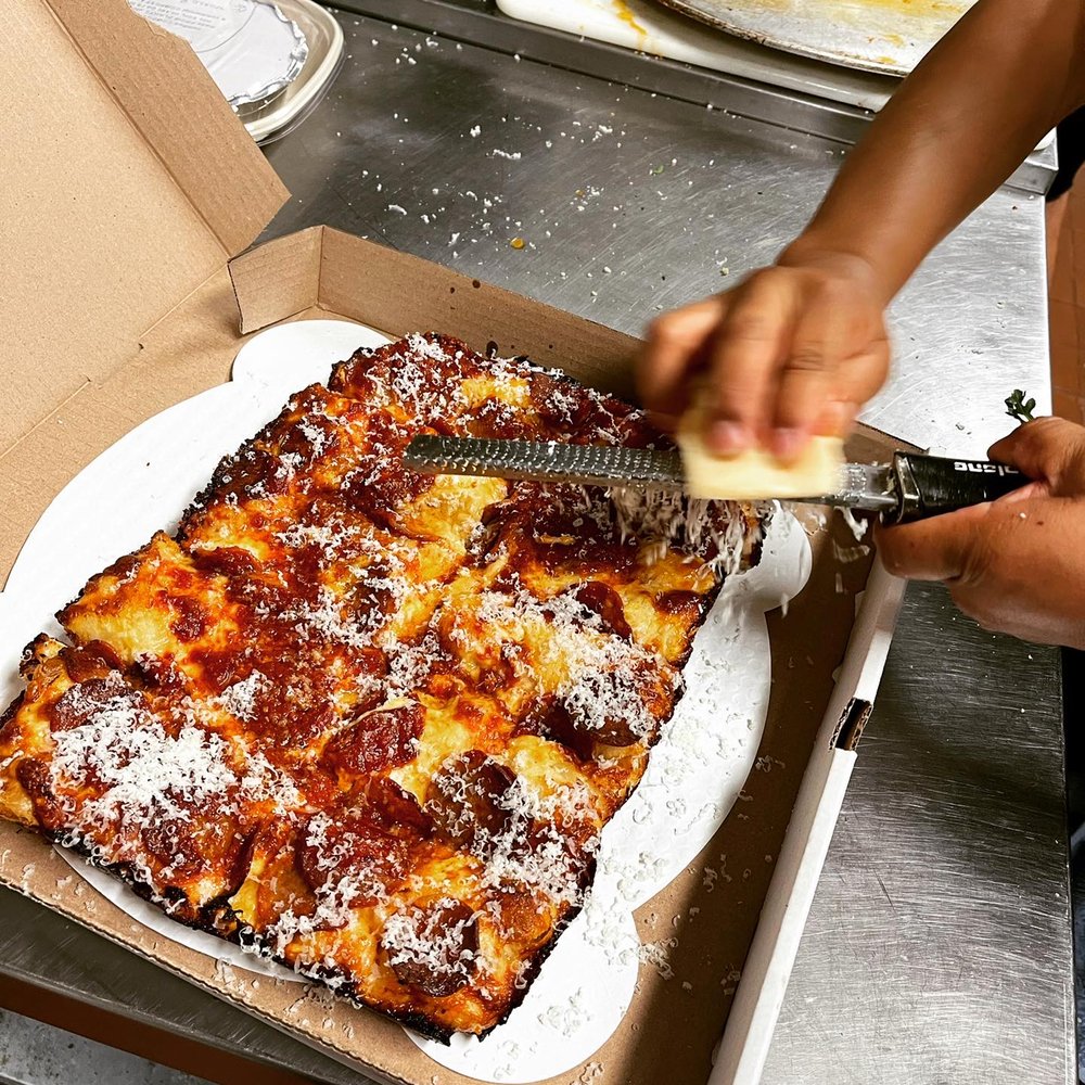 Carbona Pizza