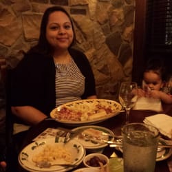 photo of olive garden italian restaurant chicago il united states birthday girl - Olive Garden Addison photo of olive garden italian restaurant chicago il united states birthday girl - Olive Garden Addison