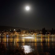 Photo of Lake Merritt - Oakland, CA, United States. Nighty Night