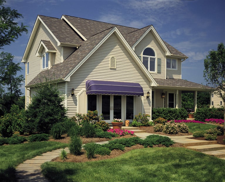 Heritage Cream Vinyl Siding Yelp Photo Of Straight Line Roofing Siding Lewiston Me United States Heritage