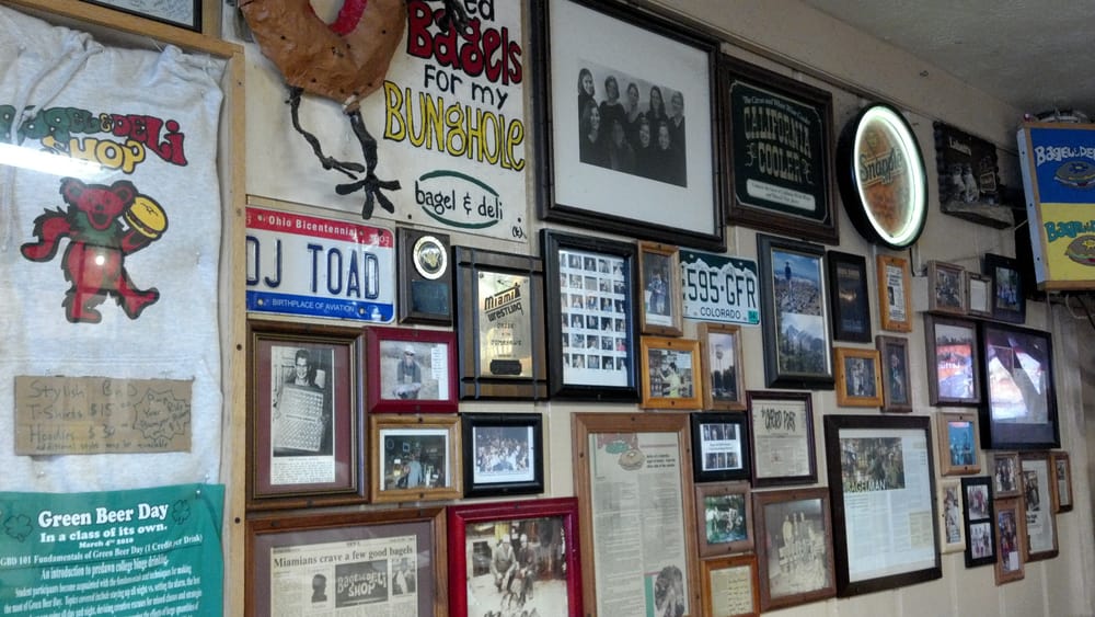 Bagel & Deli Shop 27 Photos & 82 Reviews Bagels 119 E High St