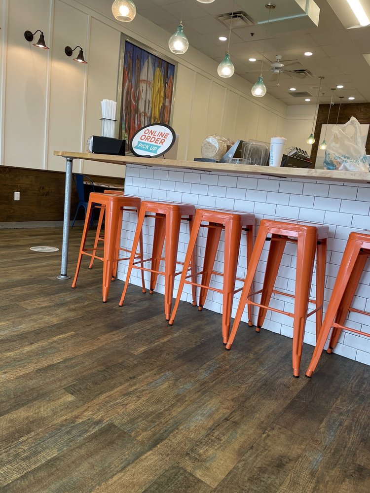 Tropical Smoothie Cafe