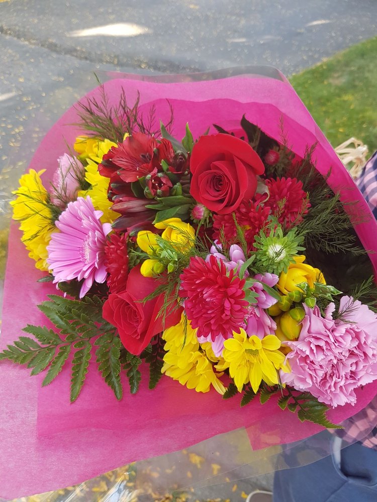 Talisman Flowers 16 Photos Florists 471 Hazeldean Rd, Kanata, ON