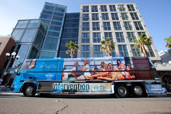 Cali Party Bus