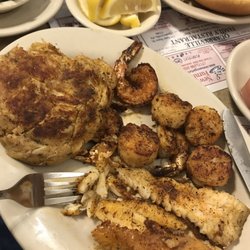 Quarryville Family Restaurant 20 Photos 23 Reviews Seafood Photo Of Quarryville Family Restaurant Pa United States Seafood Platter