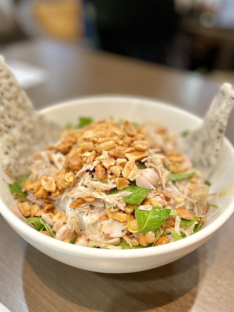 Ngu Binh Restaurant 