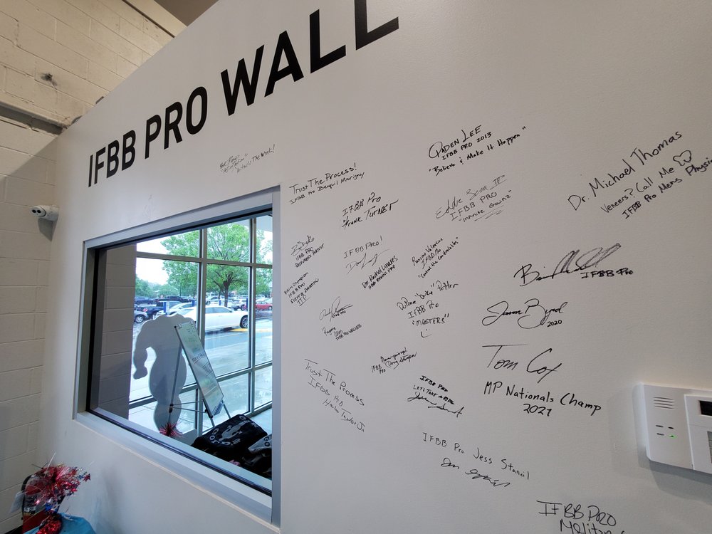 Gold's Gym - Huntersville