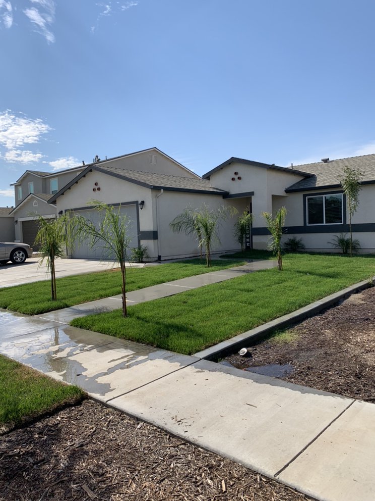 Ambriz Lawn Care