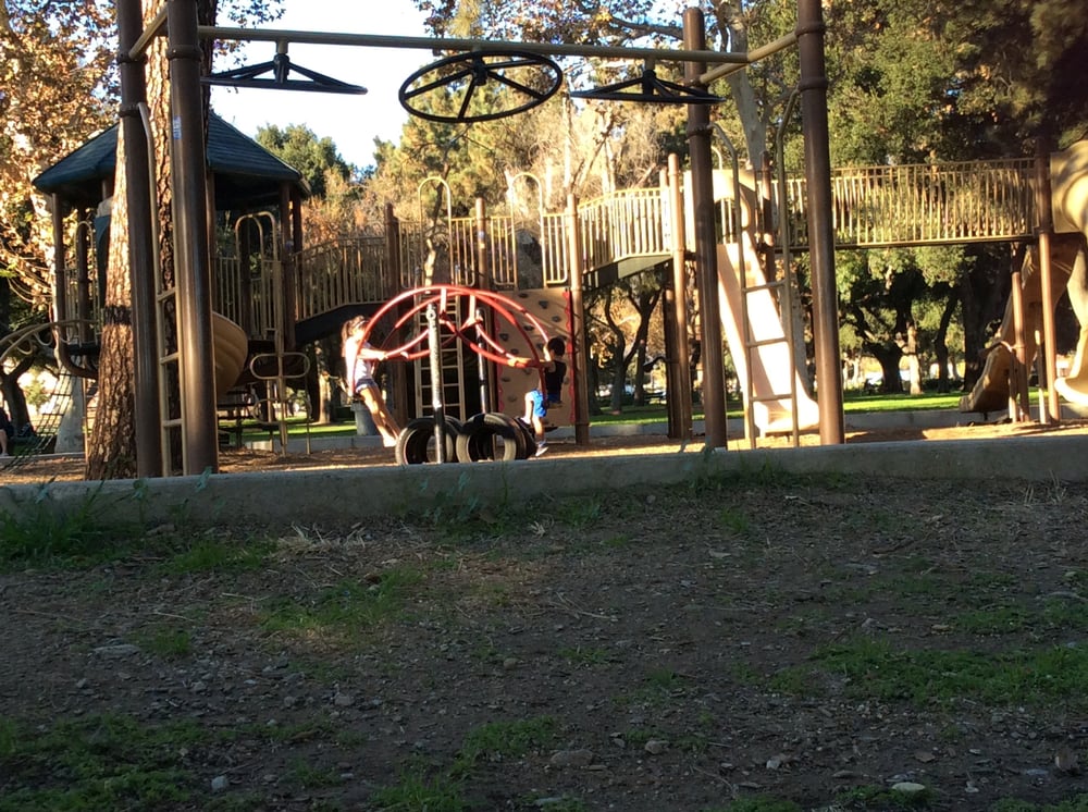 Upland Memorial Park 21 Photos & 15 Reviews Parks 1100 E Foothill