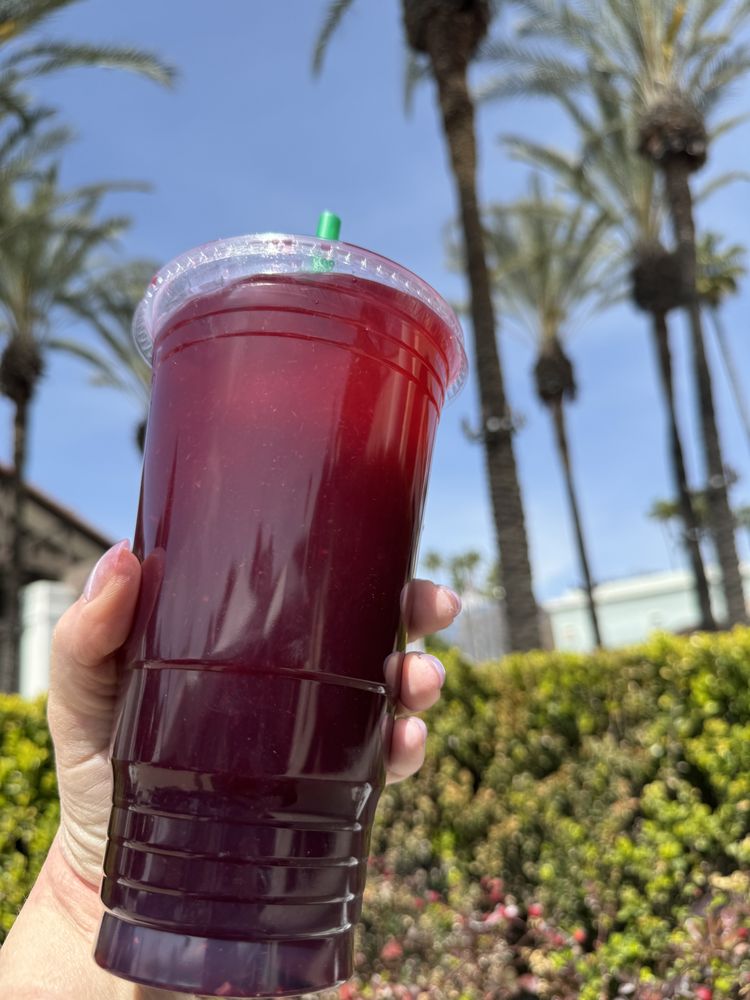 Farmer's Market Saturdays