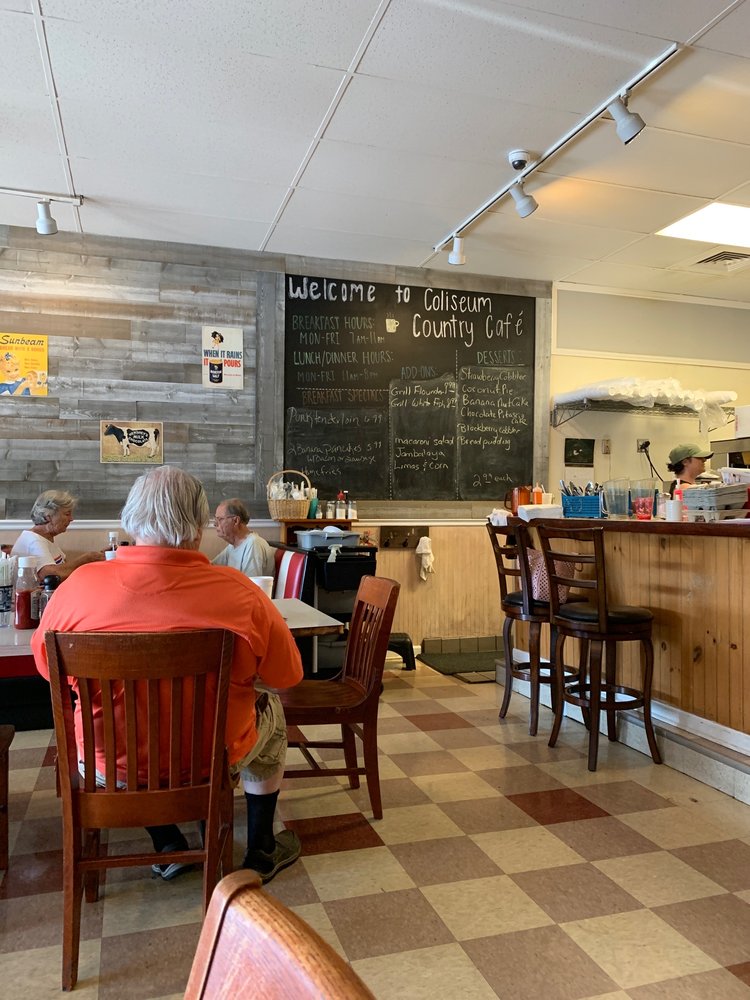 Coliseum Country Cafe