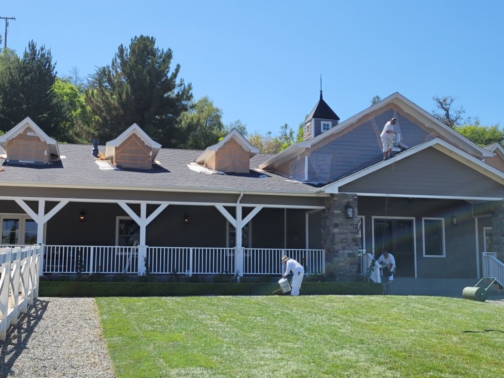 L & J Pro Painters