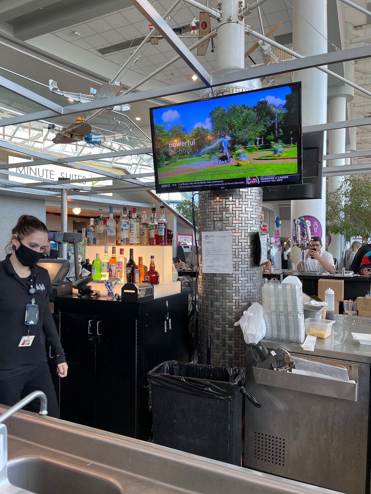 Hissho Sushi At First In Flight Bar