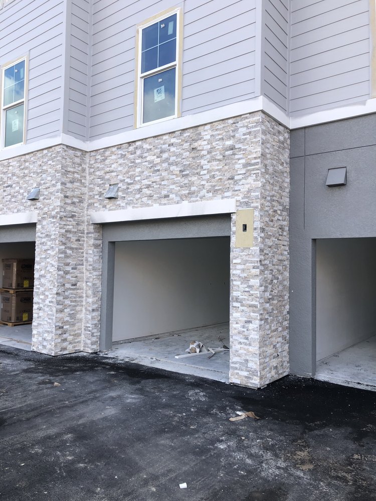 image of business Cr Gualdieri