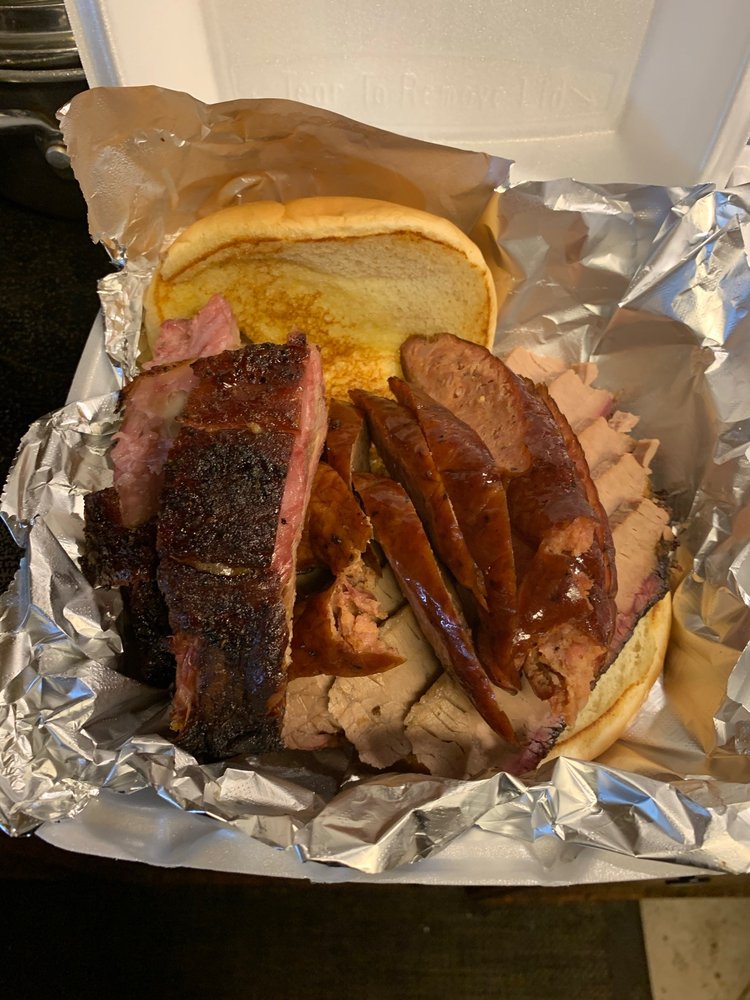 Mcgees BBQ