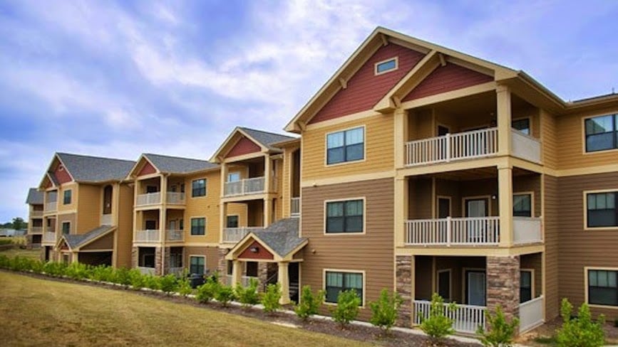 Ultris Patriot Park Apartments 3405 Revolution Rd