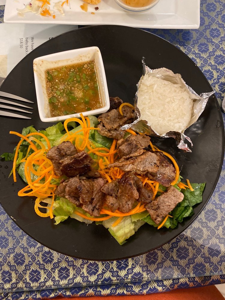 Sue's Thai Cuisine & Noodle Bar
