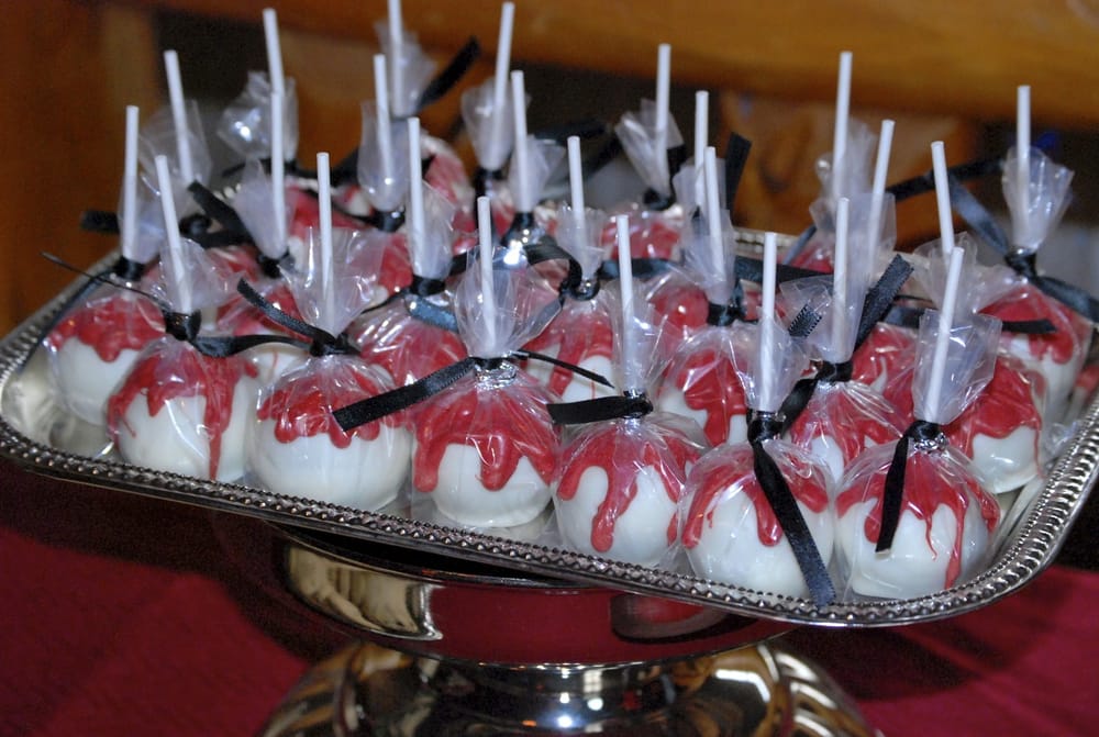 Cincinnati cake and candy supply store information