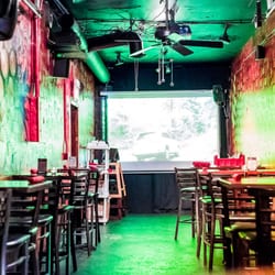 Eav thai and sushi