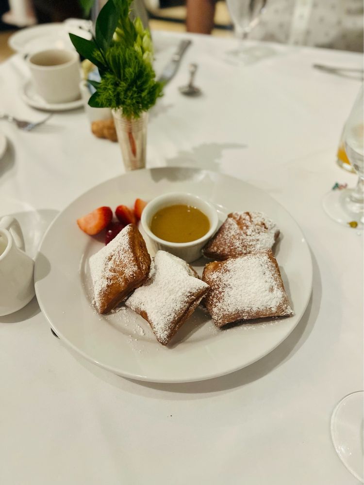 Criollo Restaurant