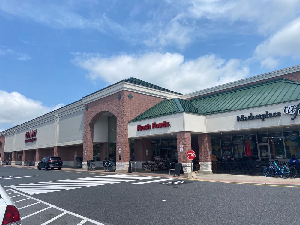 Giant Food Stores