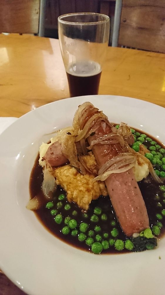 The Middle Pub