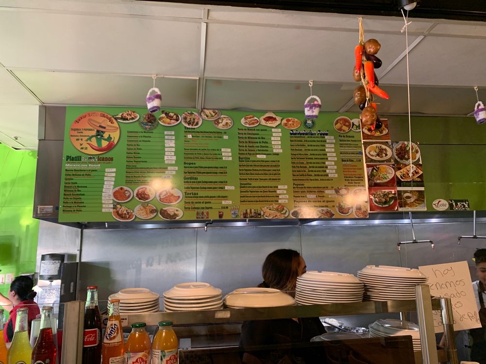 Tacos Estilo Hidalgo #2 y Pupuseria