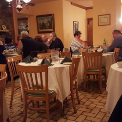 The Ian Way 21 Photos 32 Reviews Italian 1839 Van Vranken Photo Of The Ian Way Schenectady Ny United States Dinning Room