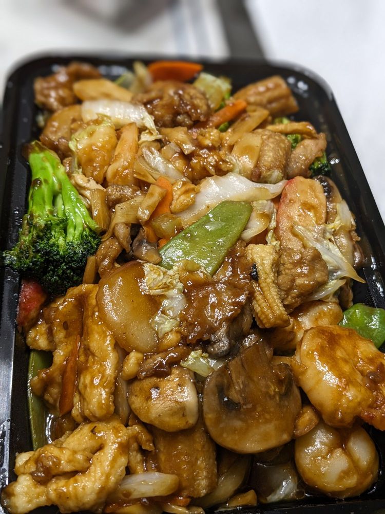 Four Seasons Chinese Restaurant
