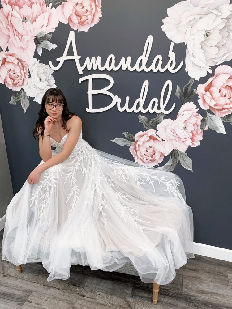 Amanda's Bridal & Tux