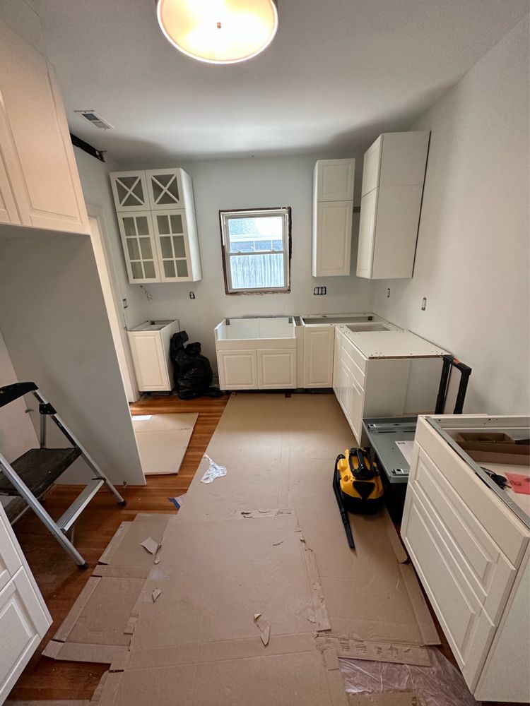 Charlotte Cabinet Installation