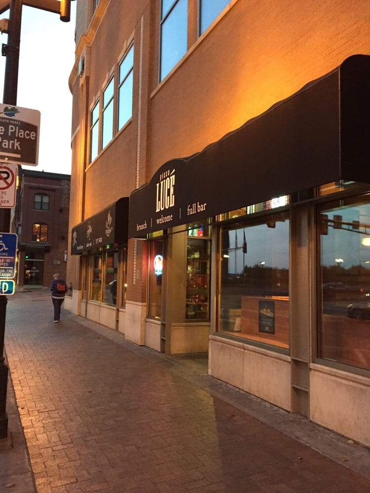 Pizza Luce 79 Photos & 150 Reviews Pizza 11 E Superior St