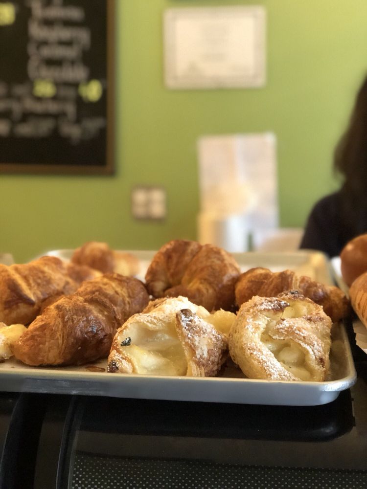 Absolute Bakery & Cafe