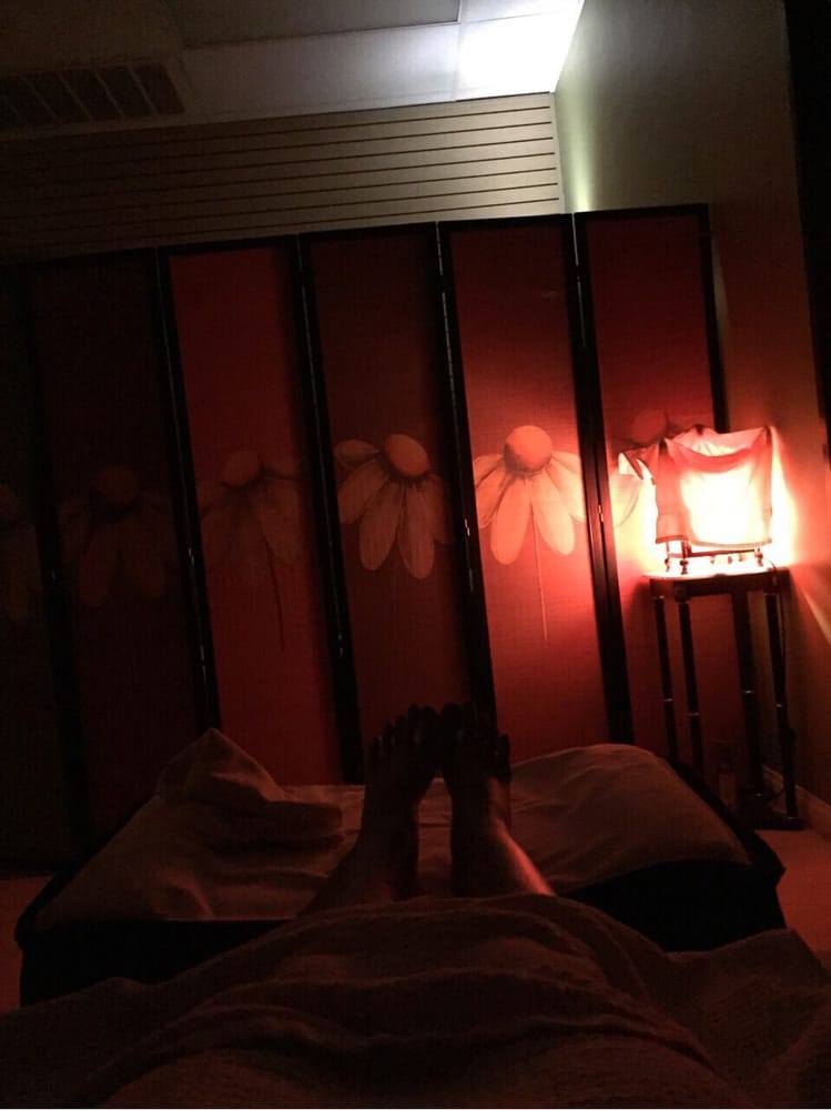 Happy Foot Spa 10 Photos & 95 Reviews Reflexology 7375 S Durango