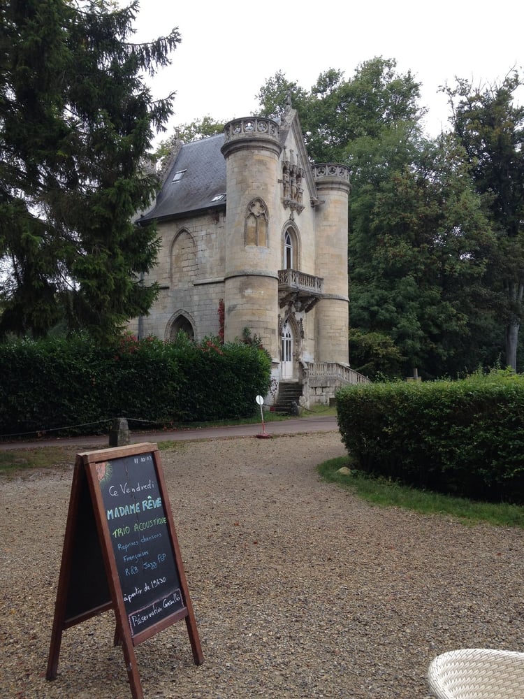 Chateau De La Reine Blanche Coye La Foret Château de la Reine Blanche - Castles - Rue Etang, Coye la Forêt, Oise
