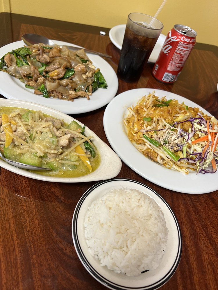 Dok Luck Thai Food