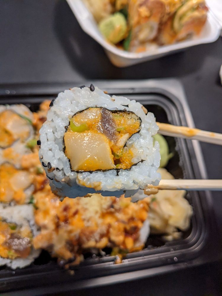 Friends' Sushi & Bento Place Friends' Sushi & Bento Place