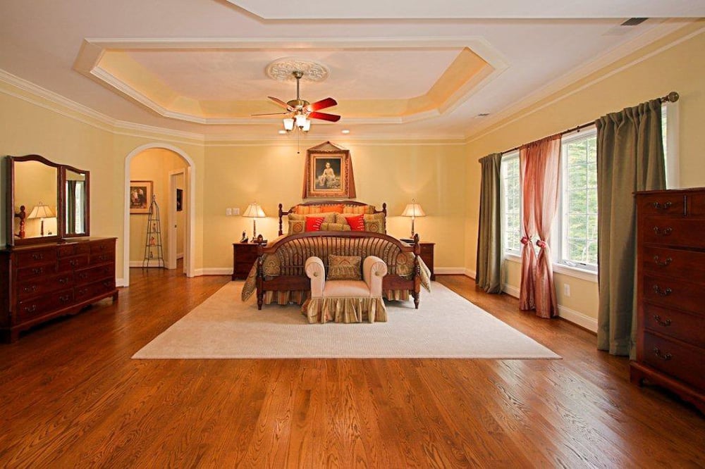 image of business Royal Floors