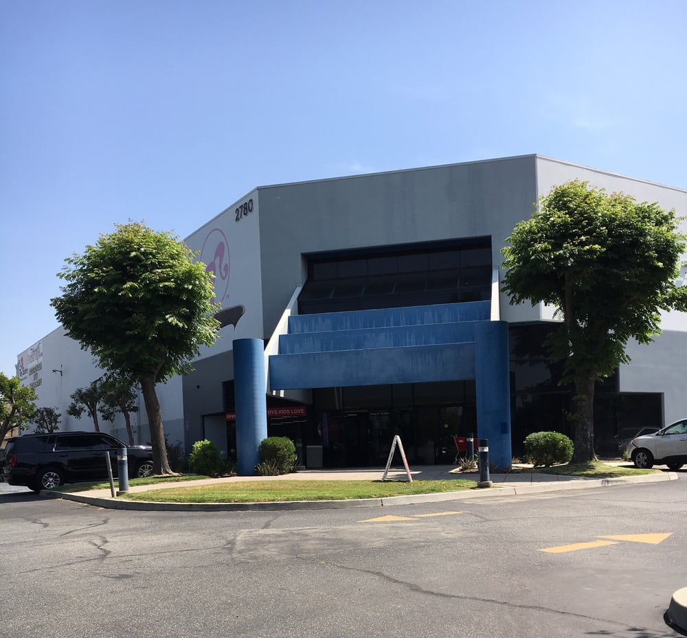 The Mattel Toy Store CLOSED 32 Photos & 32 Reviews Toy Stores