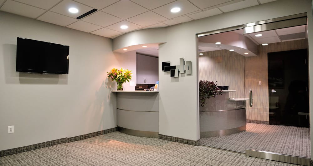 image of business Thanos Kristallis, DDS