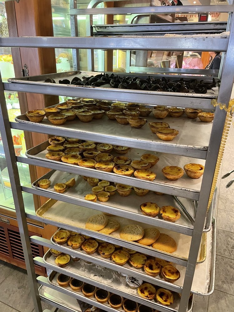 Lazar Famous Deli & Bakery
