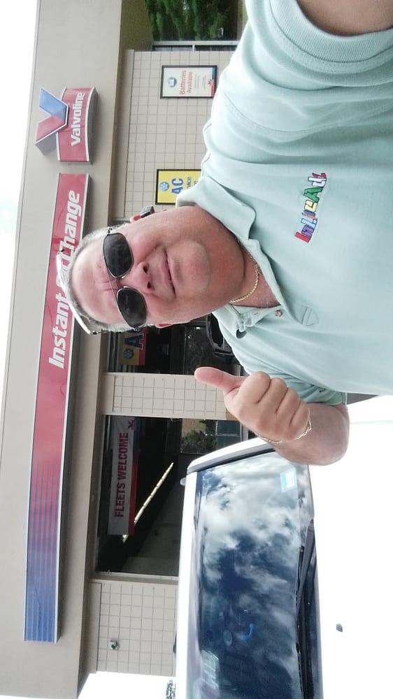 Valvoline Instant Oil Change
