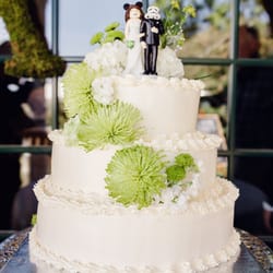 Cavaliere S Bakery 25 Photos 57 Reviews Bakeries 2600 Photo Of Cavaliere S Bakery Santa Rosa Ca United States Our Wedding Cake