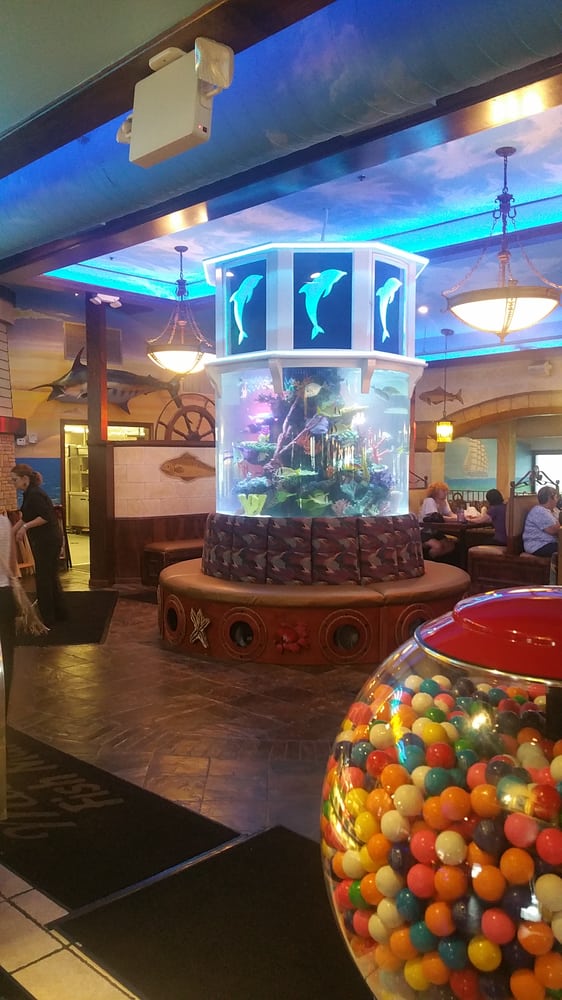 New saltwater fish tank made by Las Vegas based Acrylic Tank ... New saltwater fish tank made by Las Vegas based Acrylic Tank ...