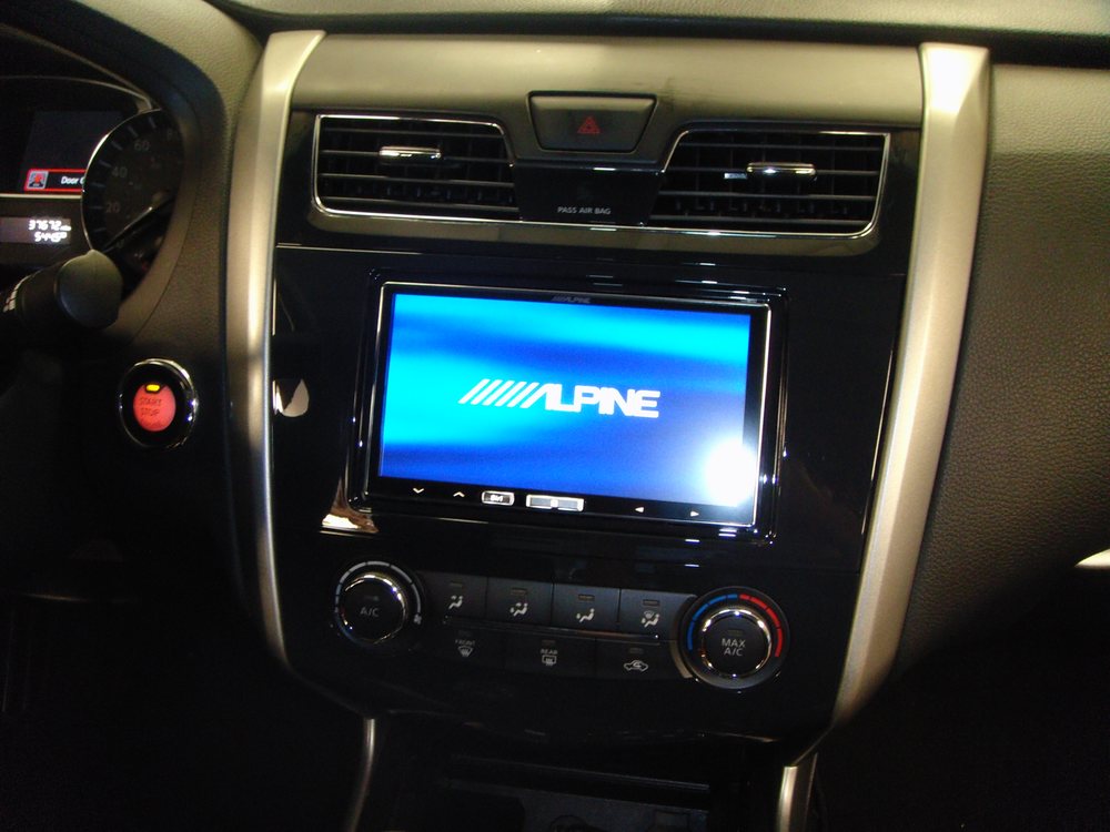 Nissan Altima 2014, Alpine iLX-007 Apple CarPlay Stereo - Yelp Nissan Altima 2014, Alpine iLX-007 Apple CarPlay Stereo - Yelp