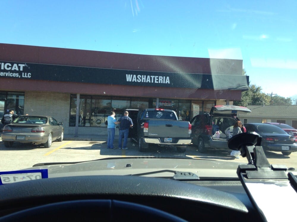 Pearland Washateria 11 Reviews Laundry Services 3419 Broadway St