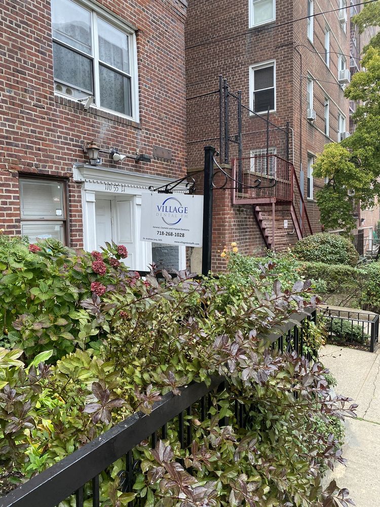 image of business Village Dental FH