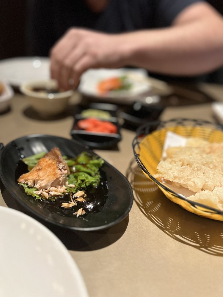 168 Sushi Buffet