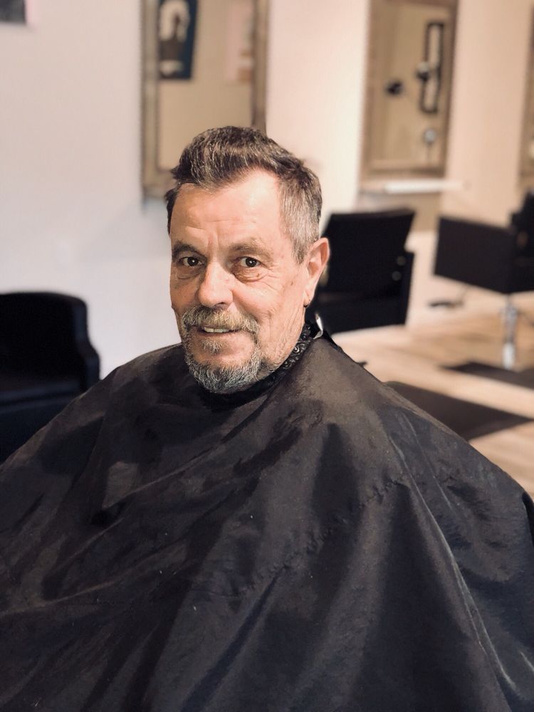 The Color Bar Salon